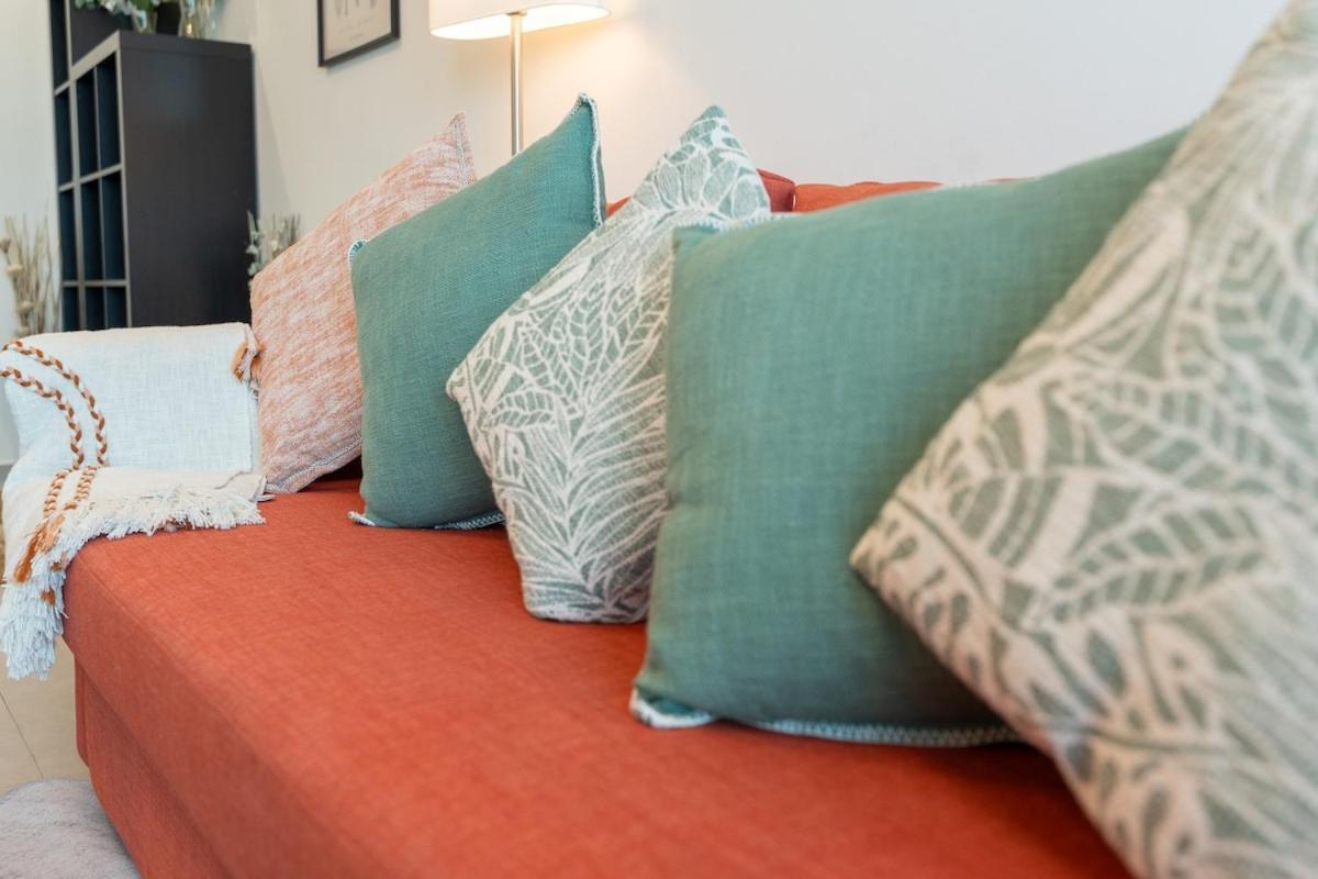 Apartamento Bright And Warm 2-bedroom In Al Barsha