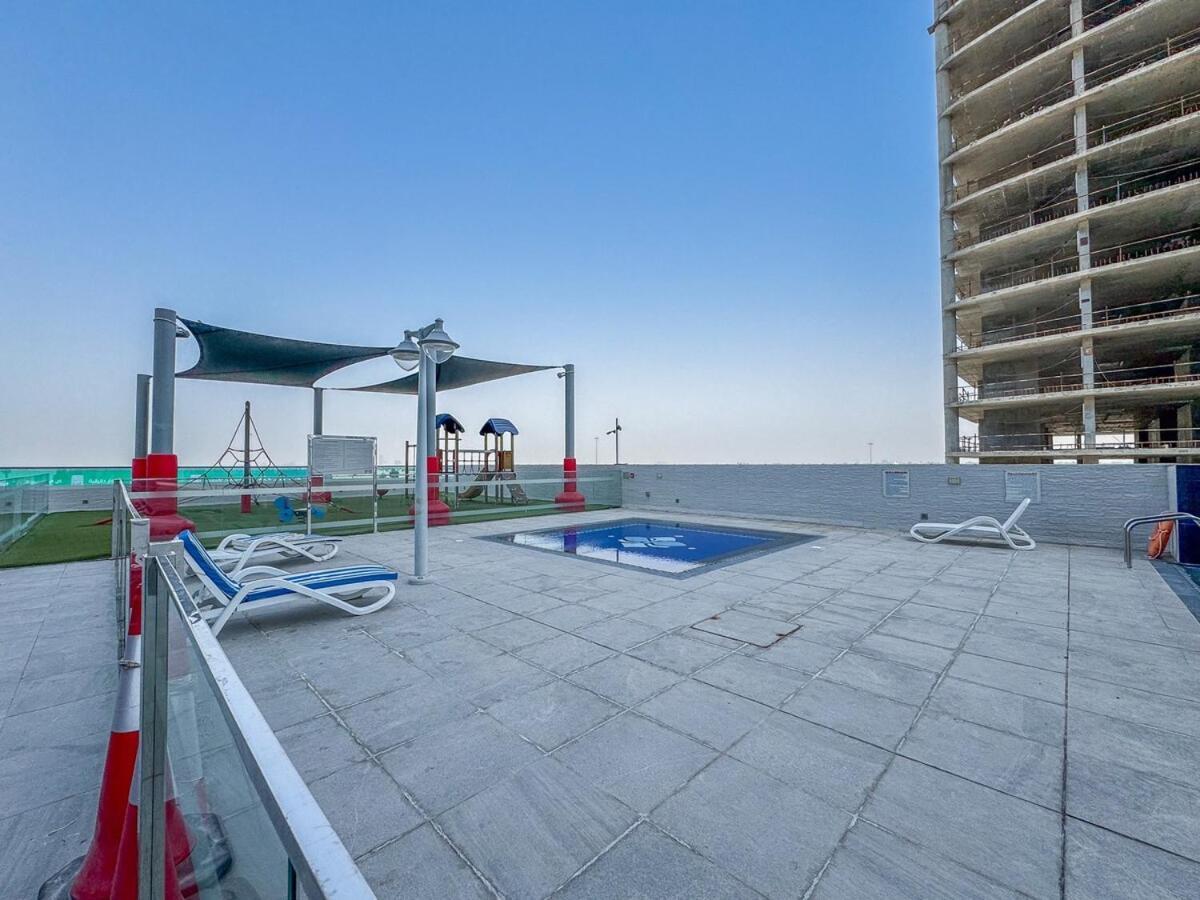 Apartamento Bright And Warm 2-bedroom In Al Barsha Dubái