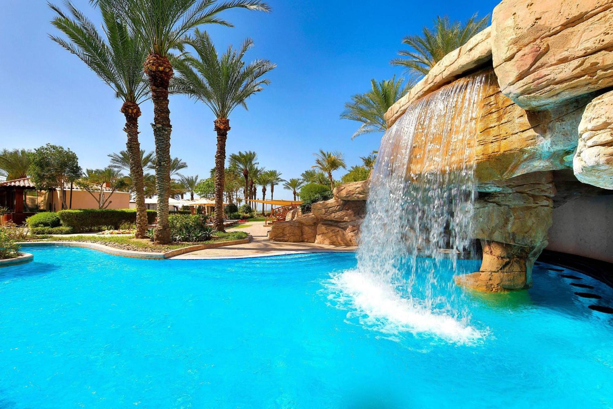 Resort The Ritz-carlton,