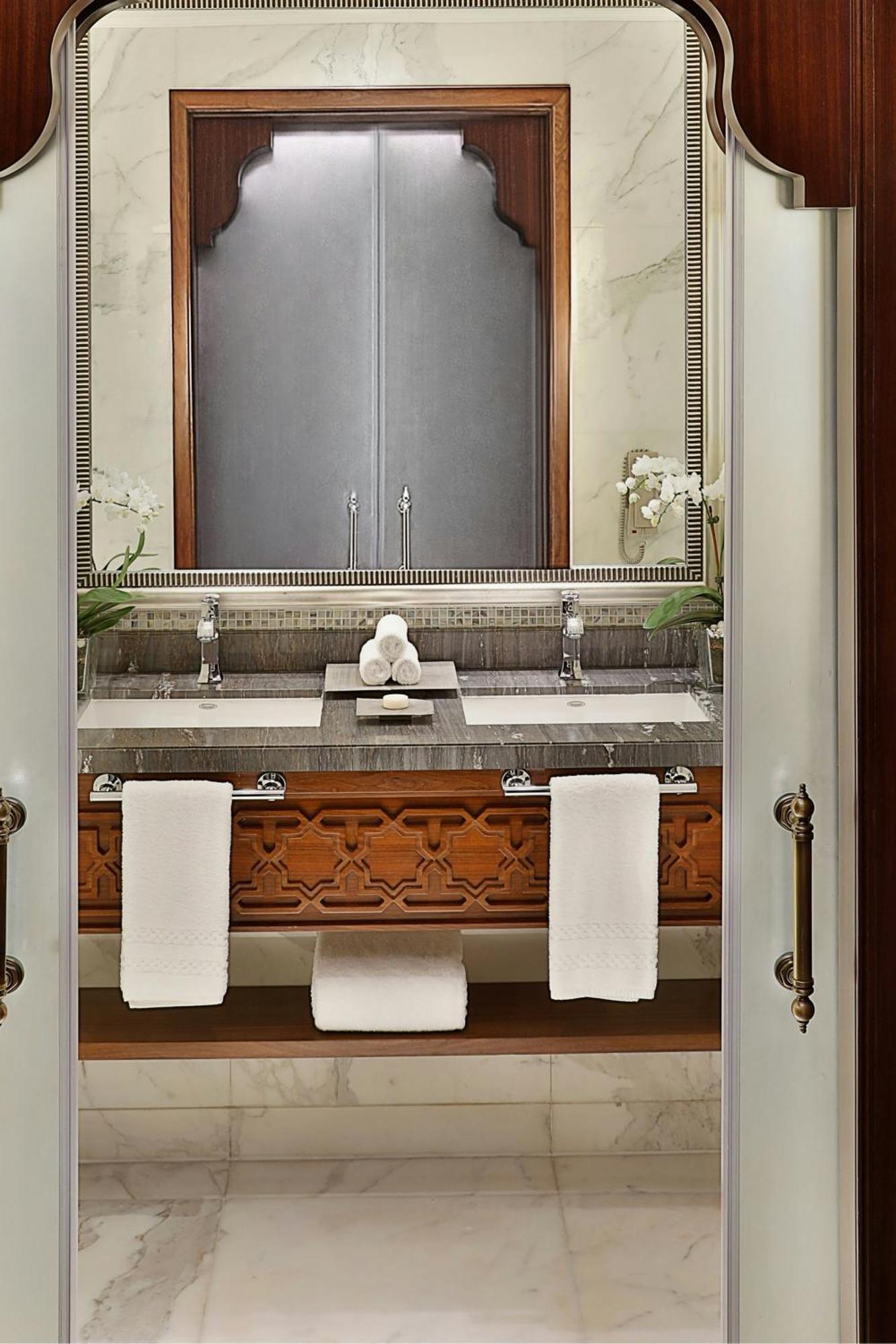 Resort The Ritz-carlton,