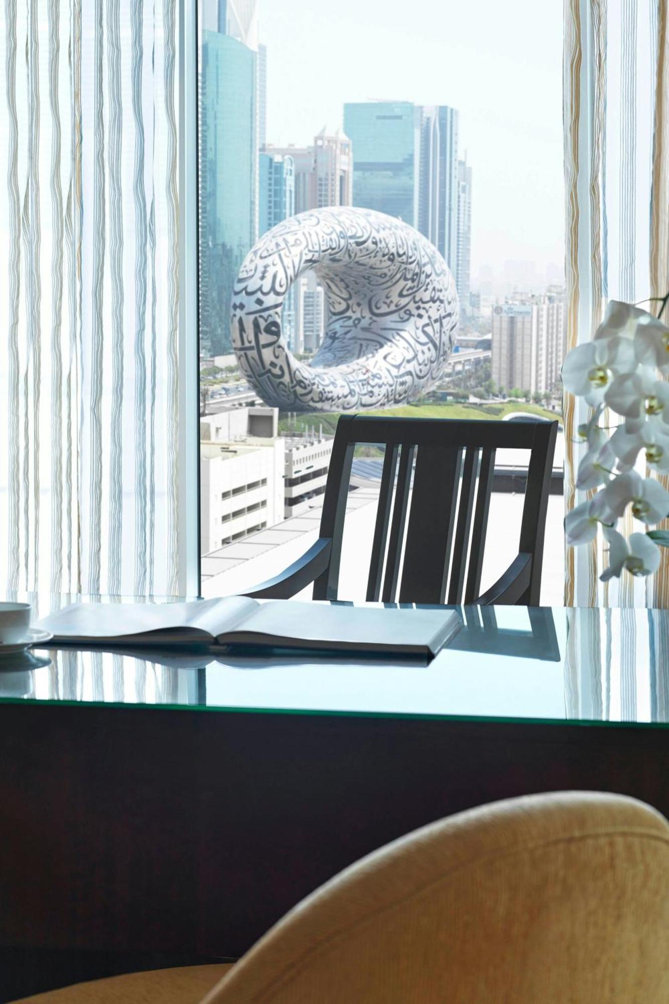 Ritz Carlton Difc Downtown Hotel Dubái