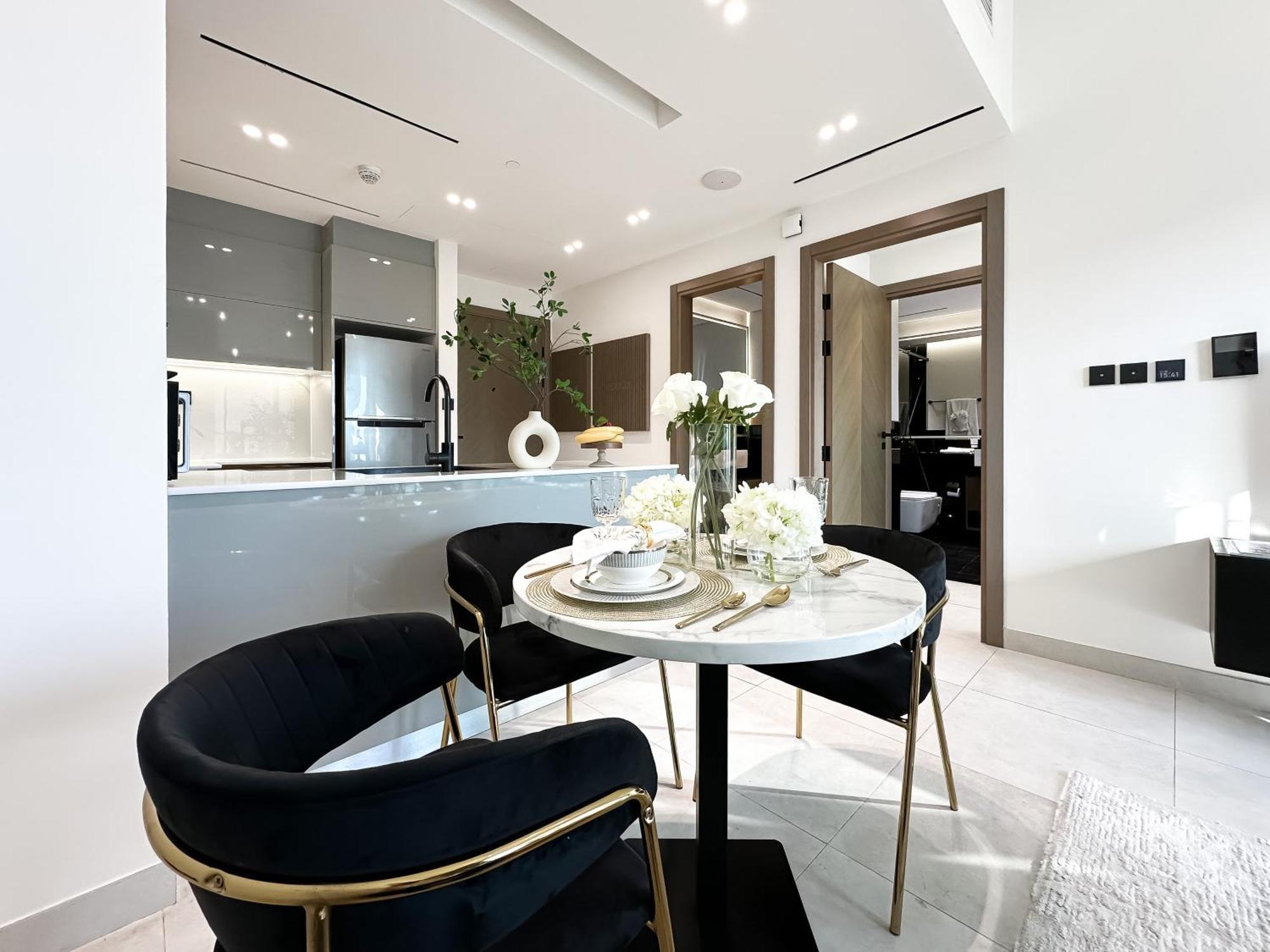 Trophy Sunny Honey Canal View & Infinty Pool Appartement