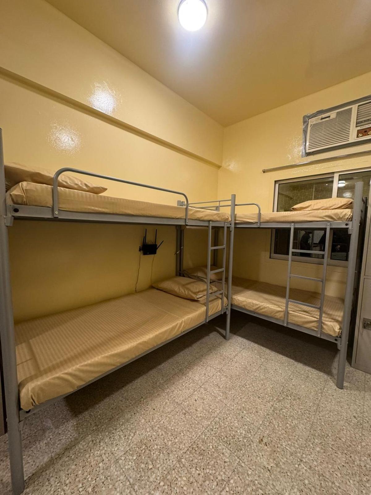 Furnished Private Near Union Metro Station Habitación en casa particular