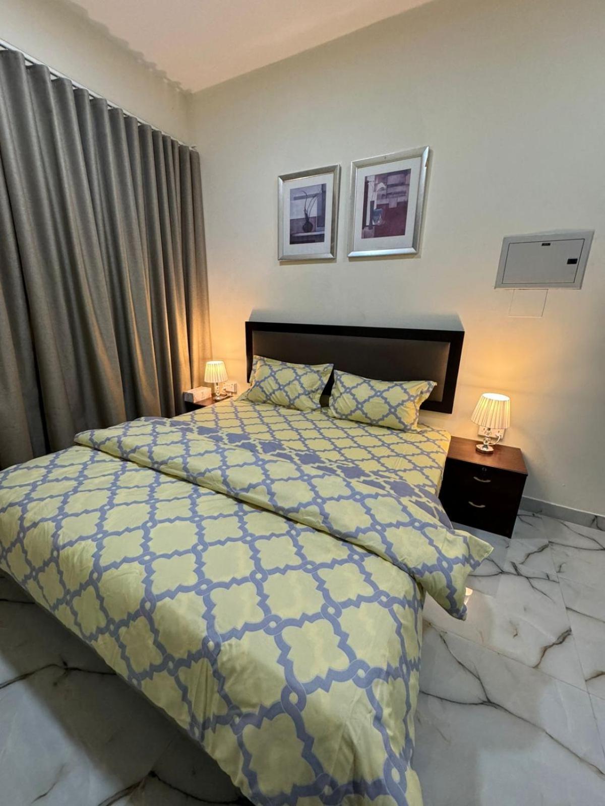 Furnished Private Near Union Metro Station * Dubái