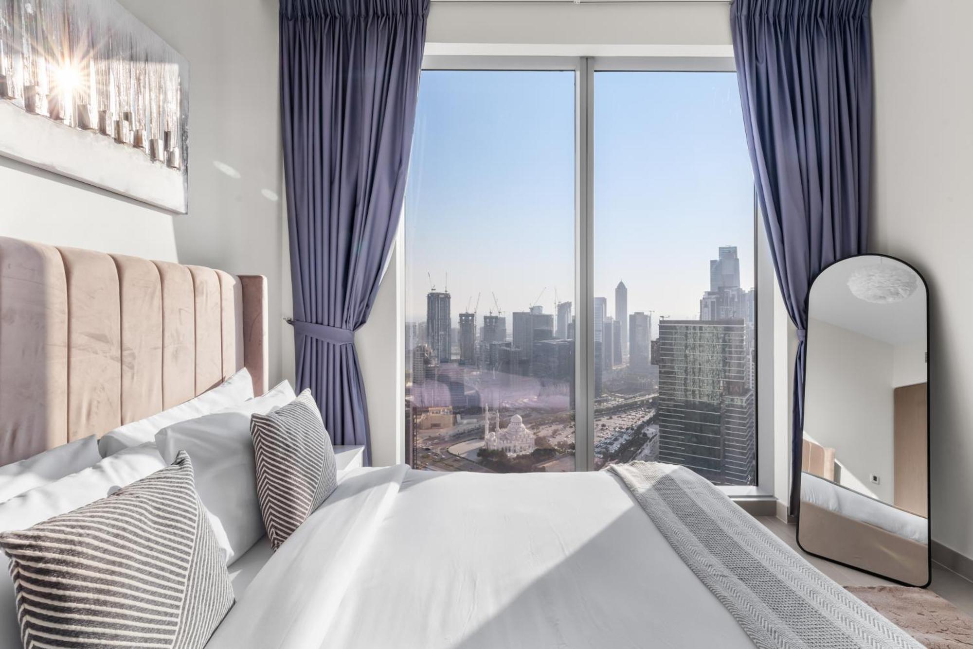 Luxury 4-bed Escape In Downtown That Sleeps 9 Apartamento Dubái