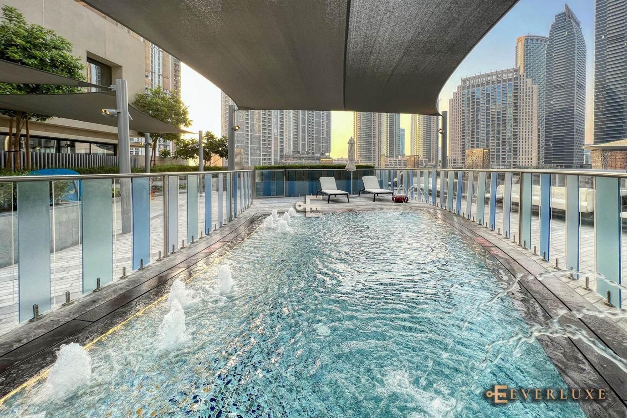 Downtown Elegance 2br Near Fountain Appartement Dubaï