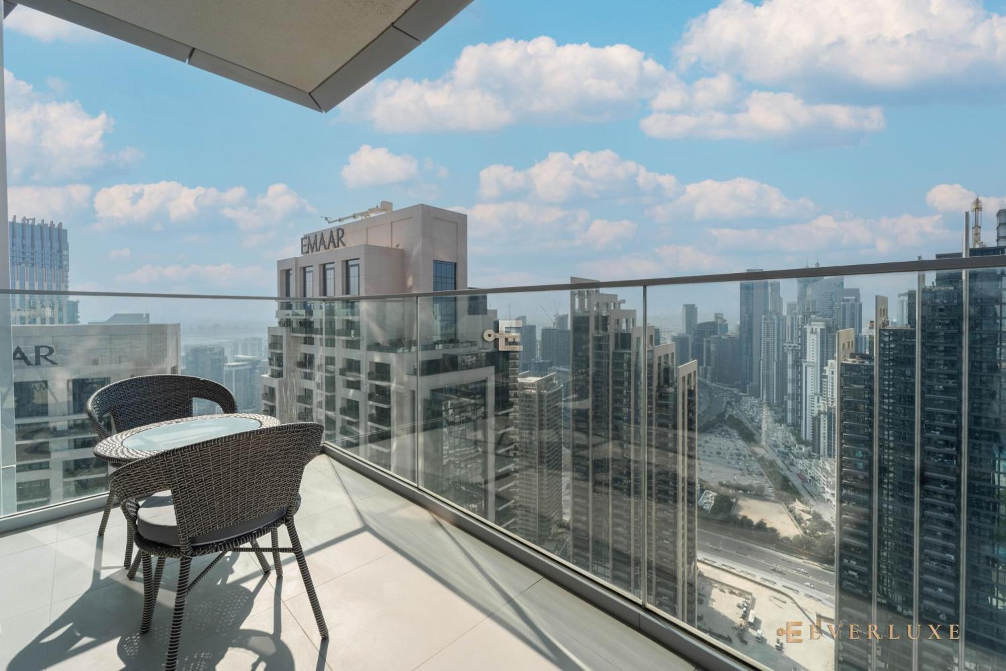 Downtown Elegance 2br Near Fountain Appartement Dubaï