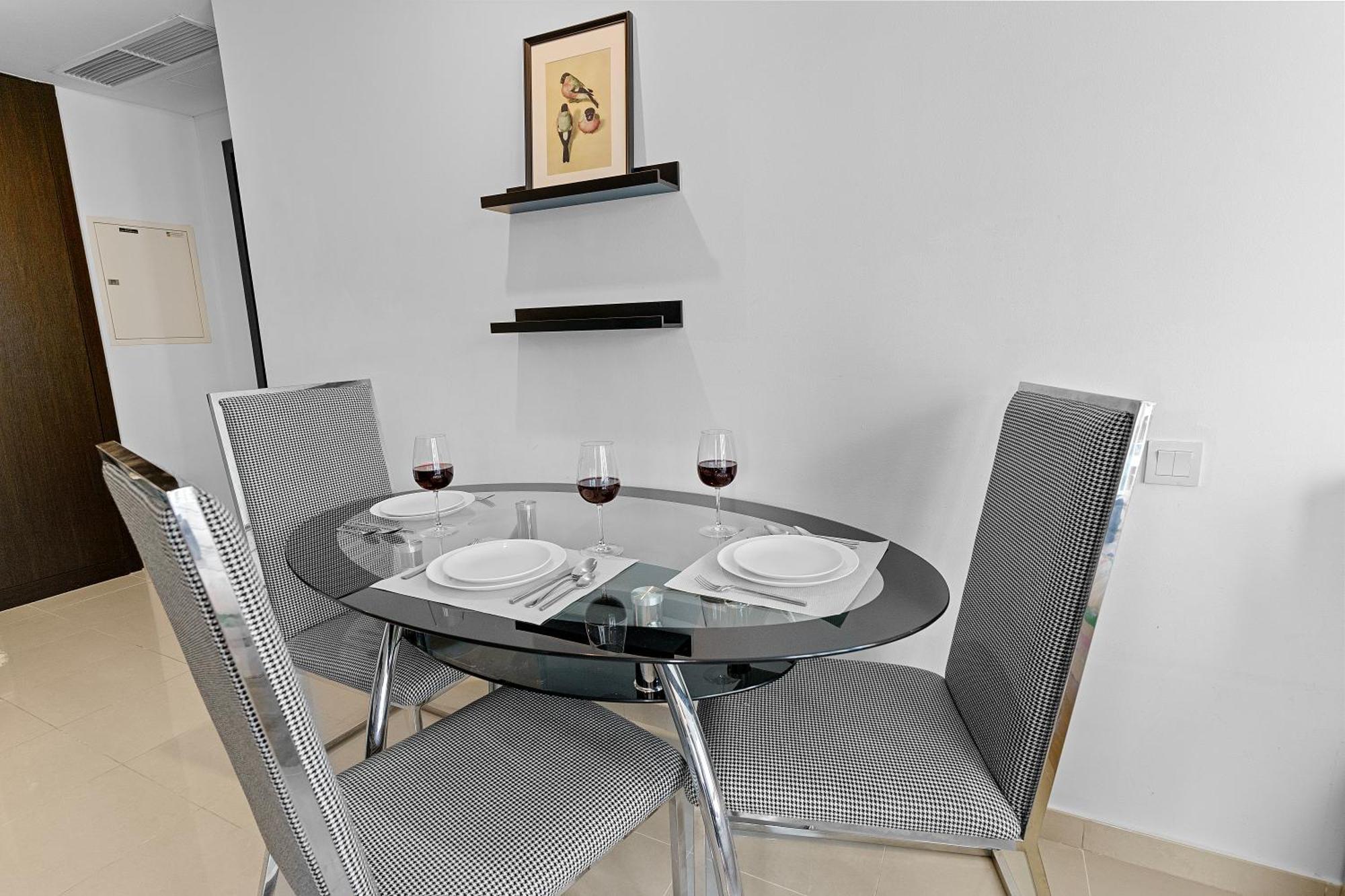 Cozy Marina View With Modern Gym & Pool, Steps To & Metro Appartement