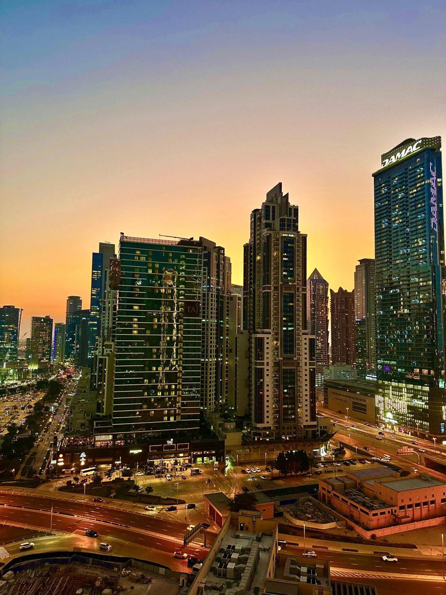 Appartement Stylish New 1br Walk To Burj Khalifa & Mall *