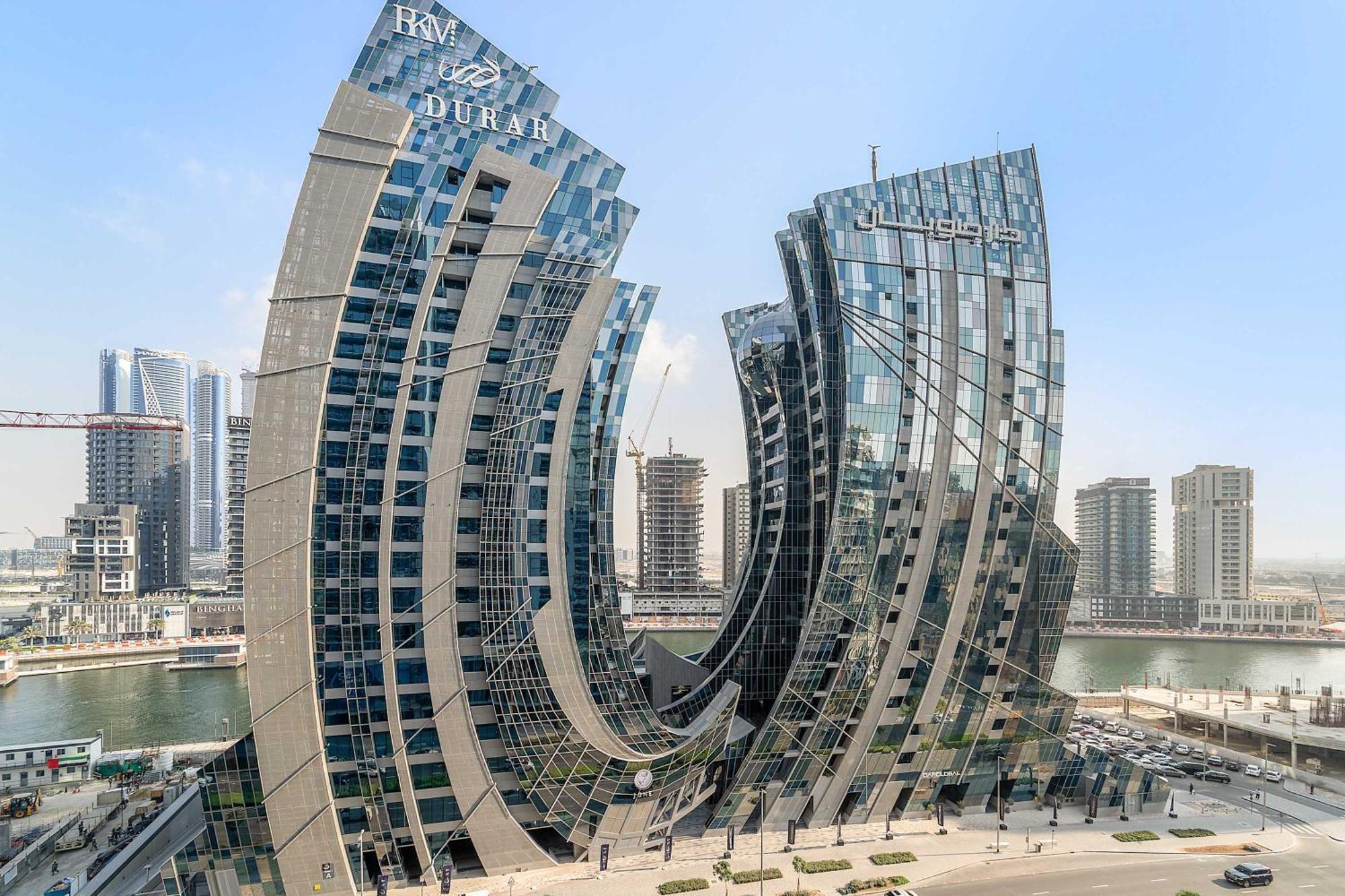 Silkhaus Stylish 1bdr In Vera Tower Nearby Canal Lejlighed