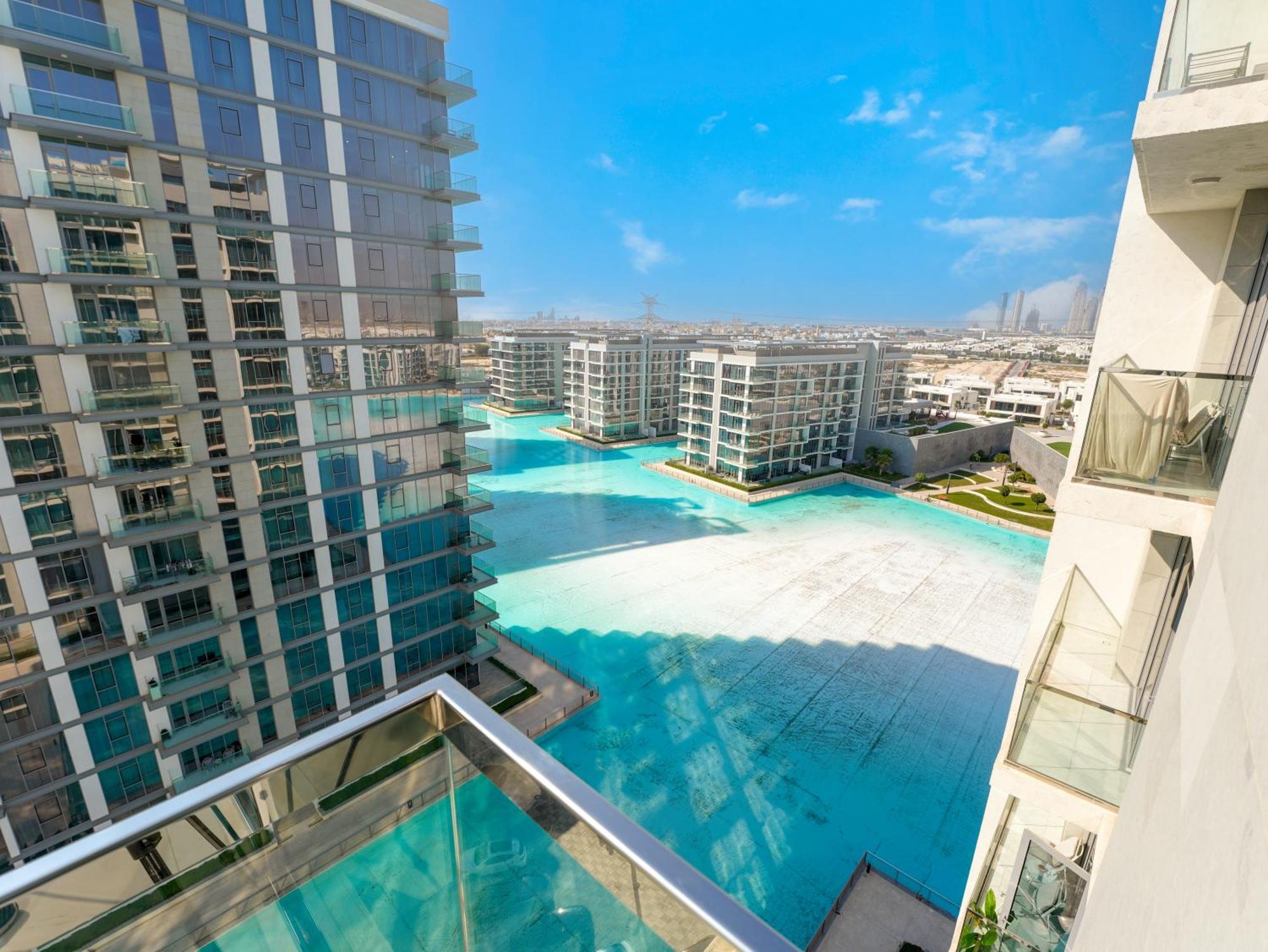 Bookable - District One, Crystal Lagos - 2 Bedroom With Study