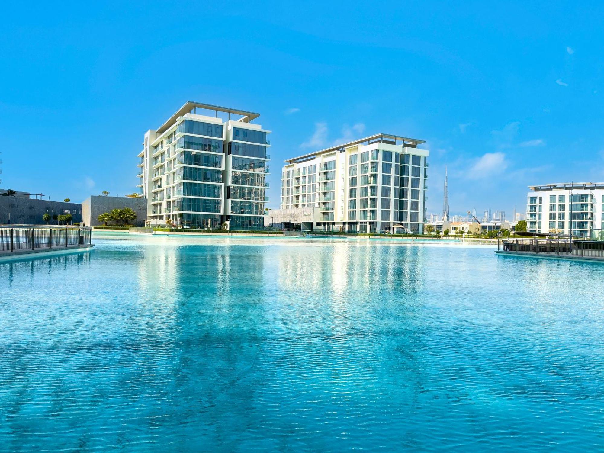 Bookable - District One, Crystal Lagos - 2 Bedroom With Study *