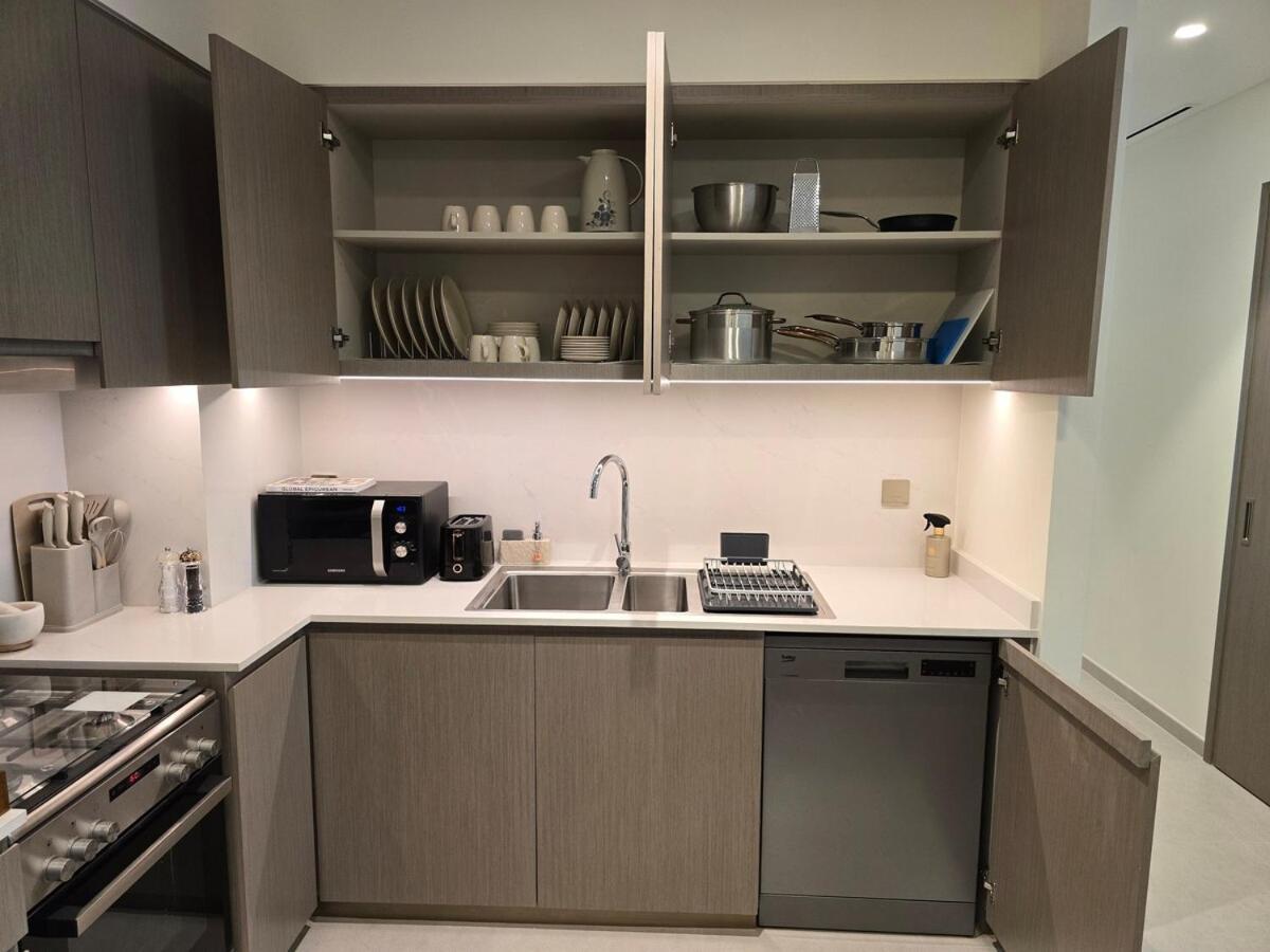 Grande 303 - 2-bedroom Luxury With Burj Khalifa And Opera Views Appartement Dubaï