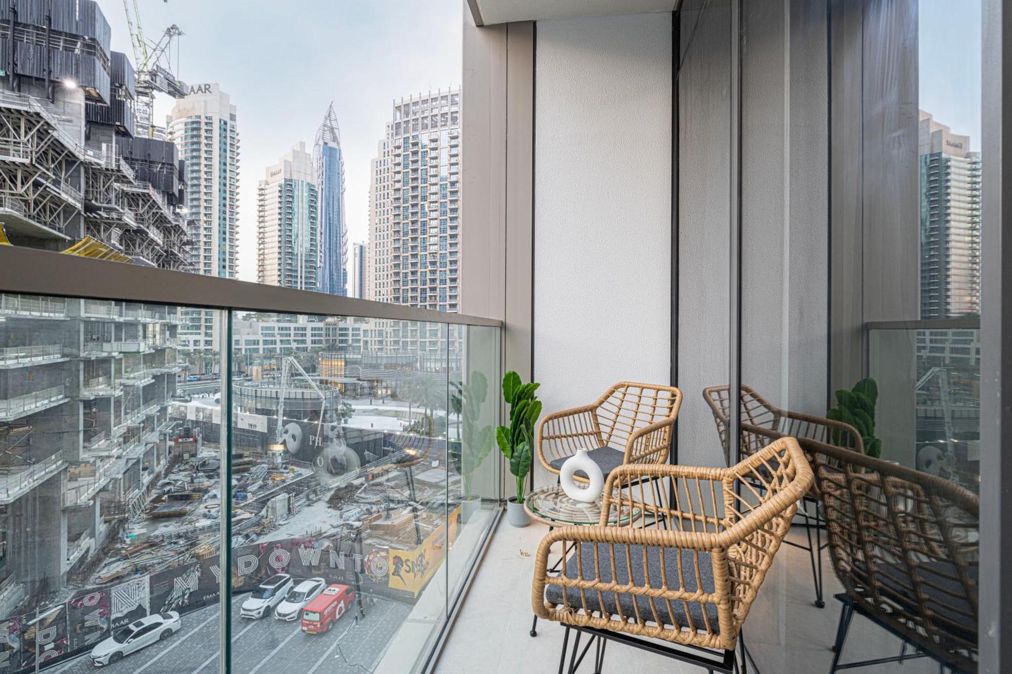 Grande 1 Bedroom With Amazing Pool, Gym And Location * Dubaï