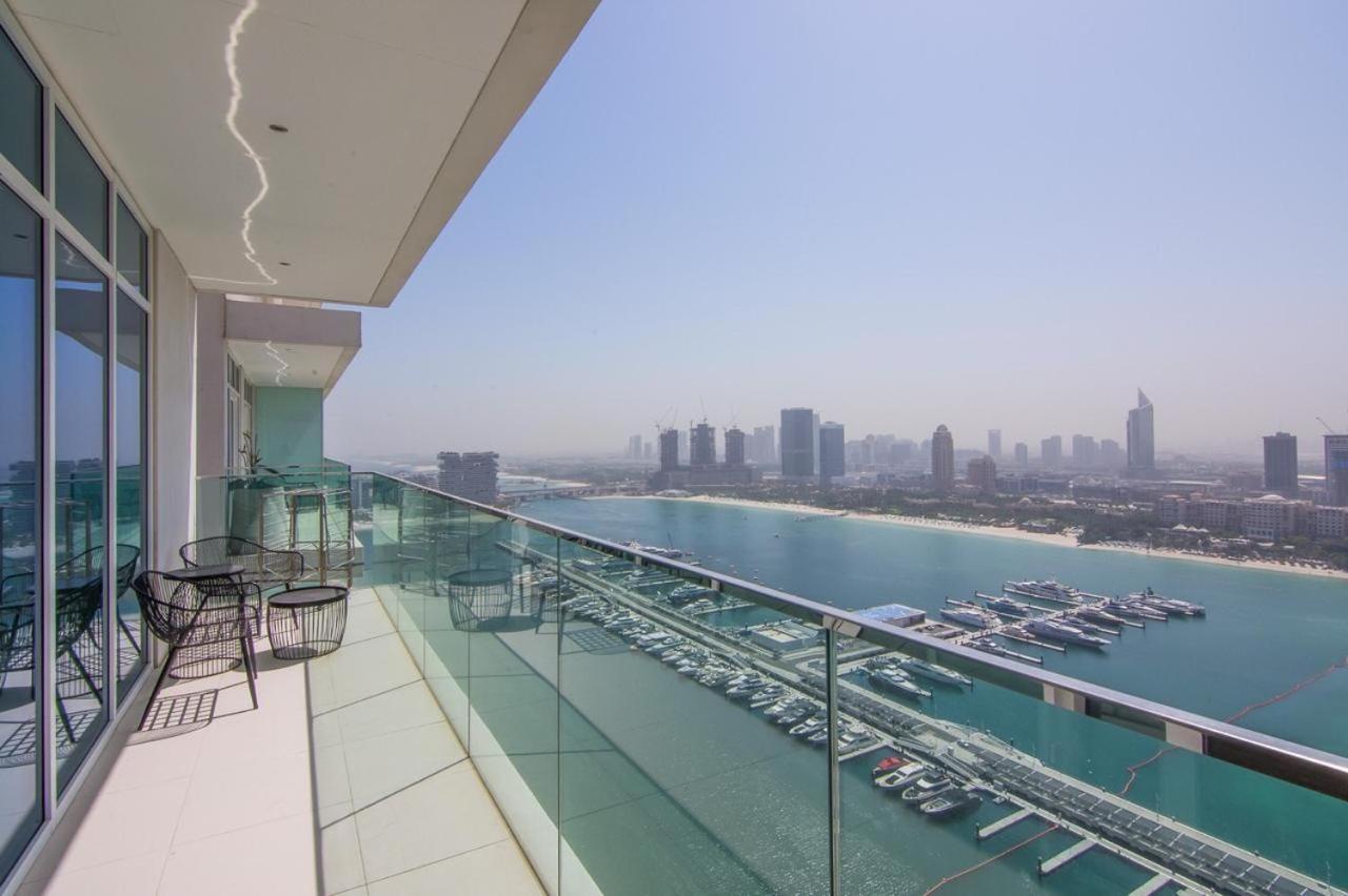 Westminster Front Dubaï