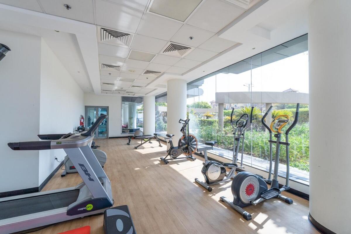 Warm And Cozy 1-bedroom Perfect For Families In Sports * Dubaï