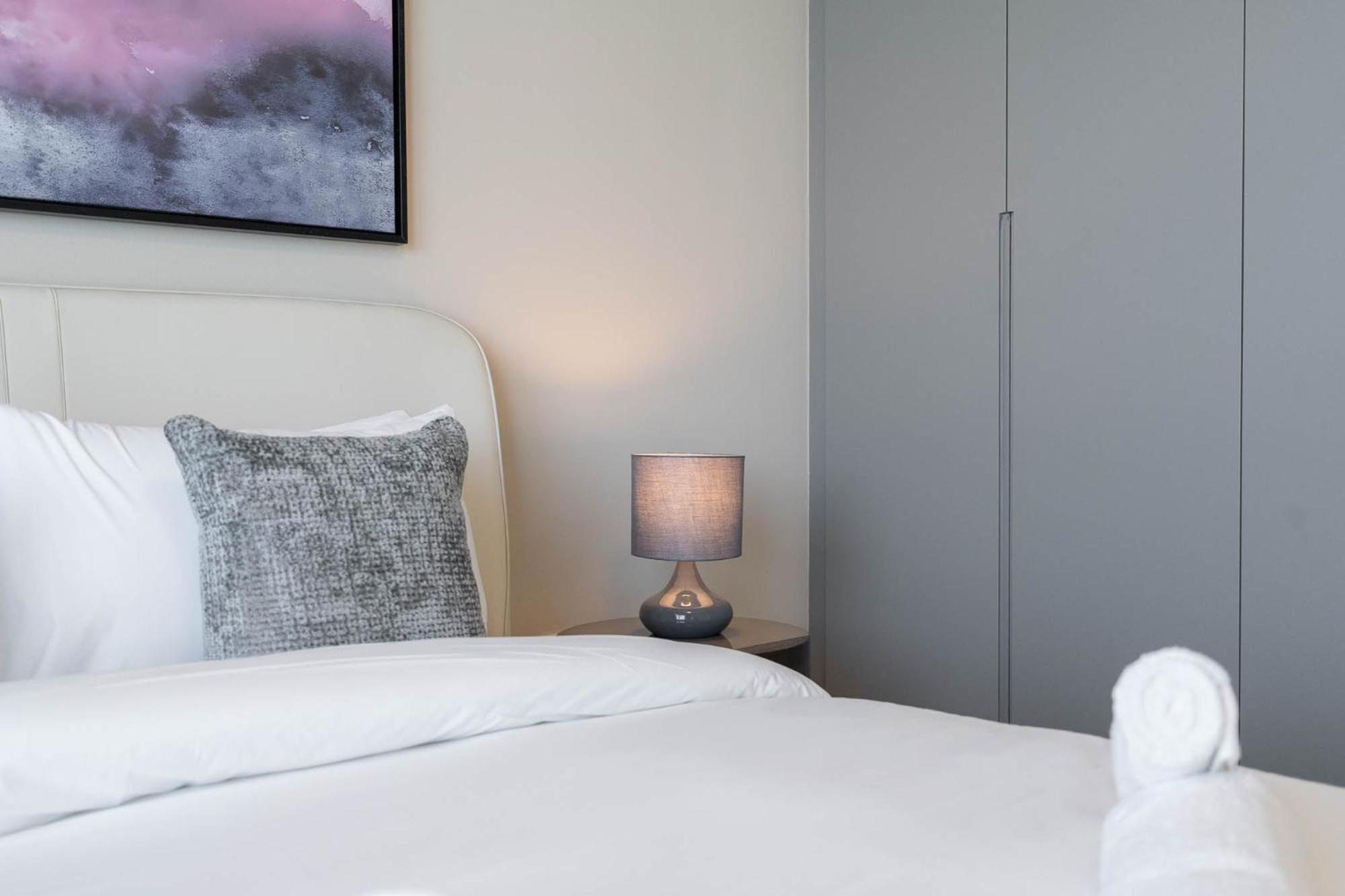 Beautiful 2 Bedroom Sea Views At La Vie Jbr Dubaï