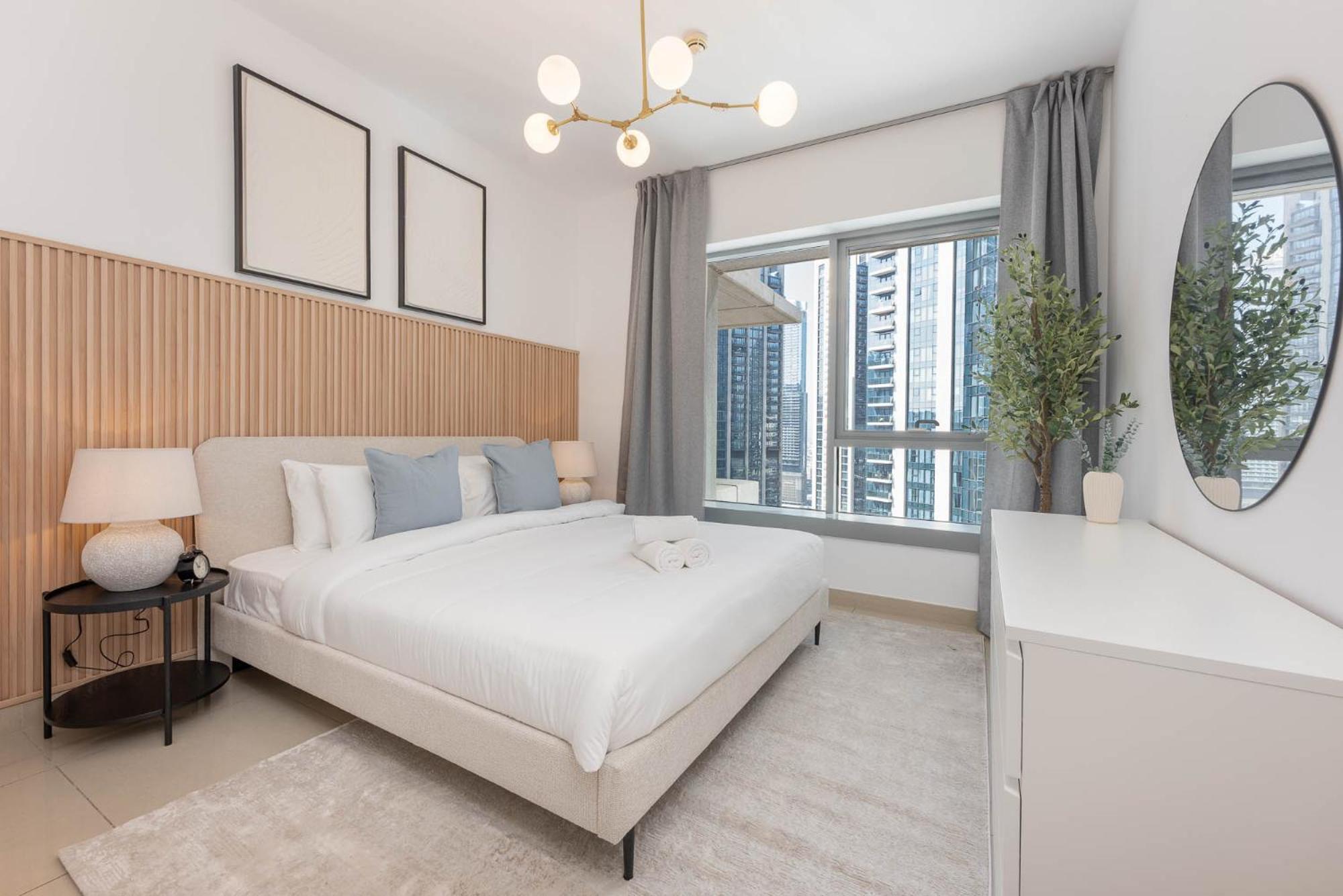 Modernized 2 Bedroom In Downtown And Sleeps 6 Apartment