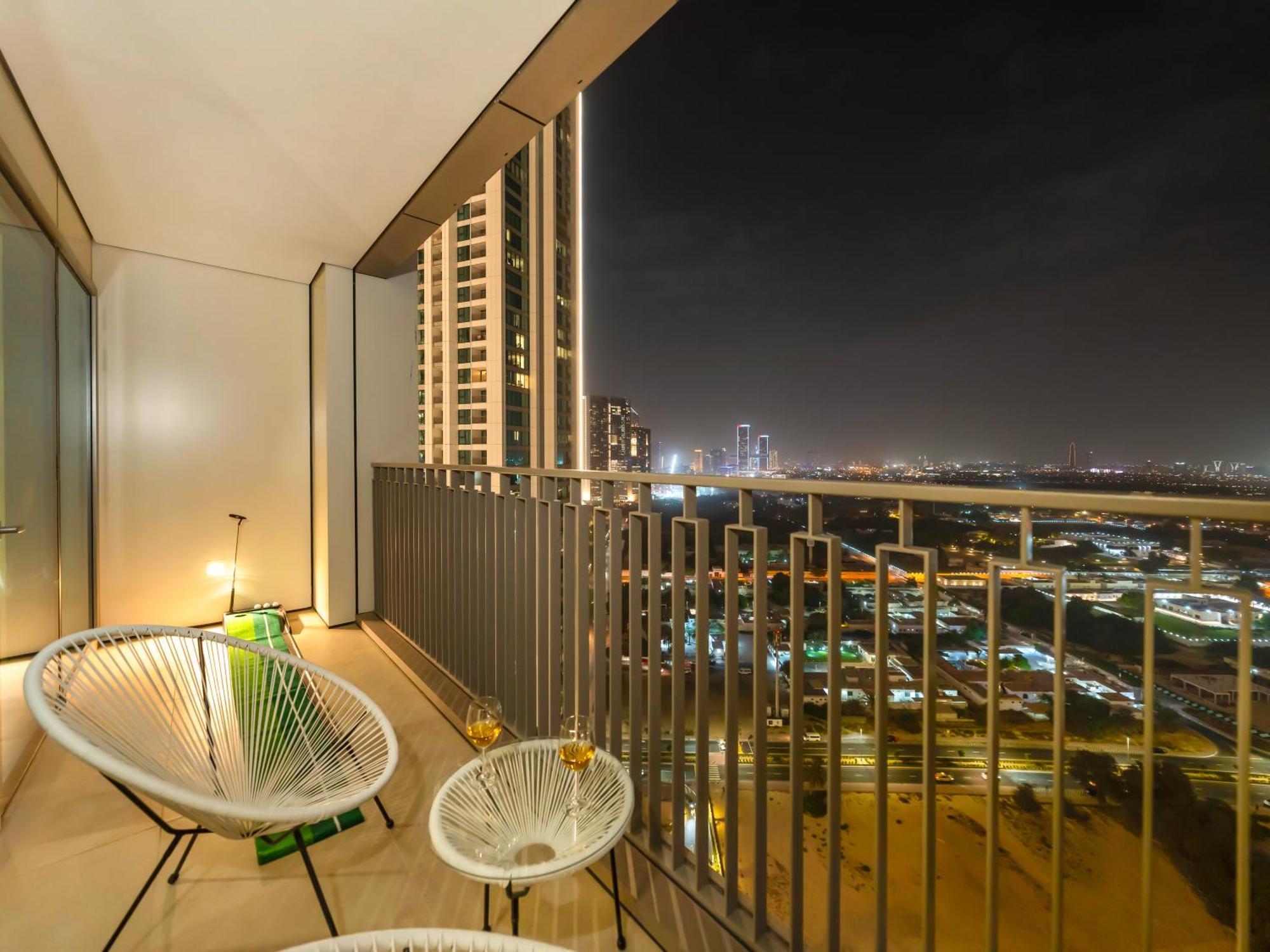 Apartament The Cinema Luxury 2-bed Near Mall