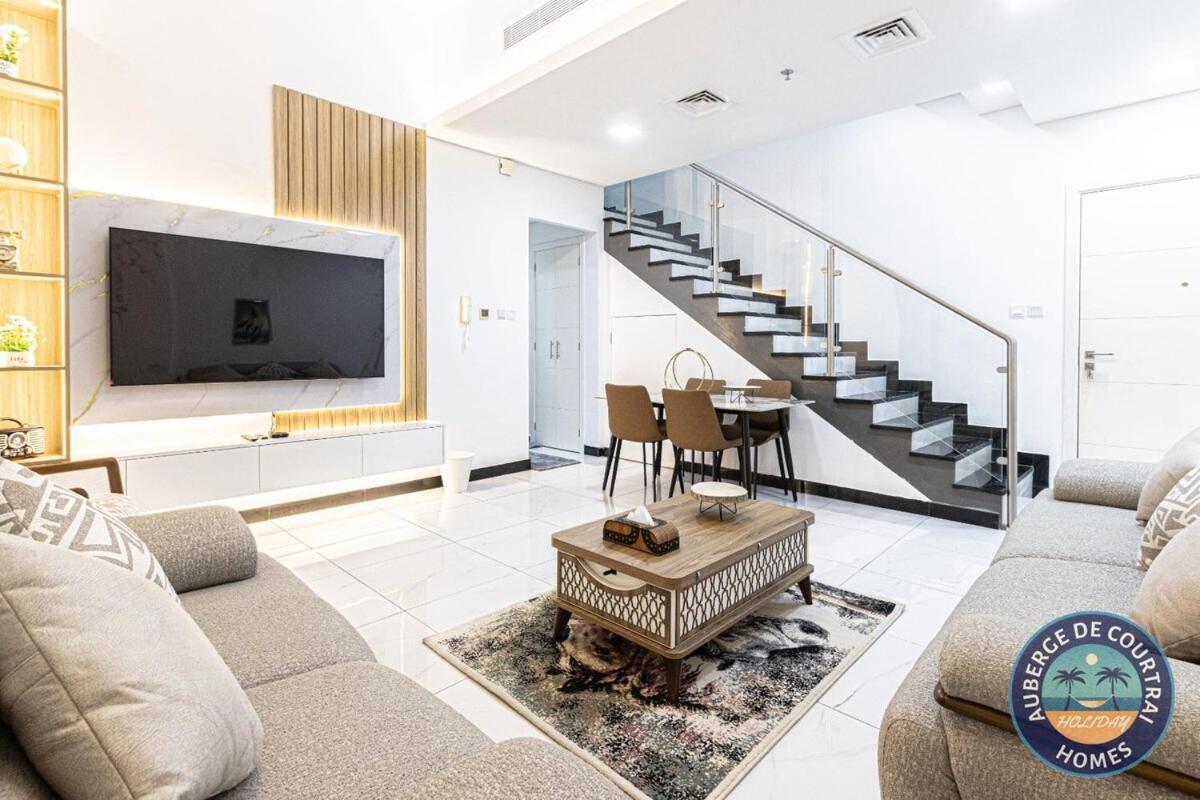 2br Duplex Stunning Views,near Circle Mall & Park * Dubaï