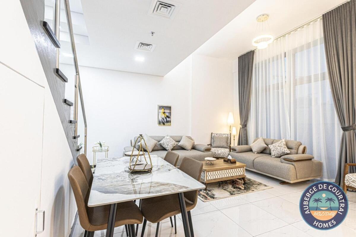 Appartement 2br Duplex Stunning Views,near Circle Mall & Park *