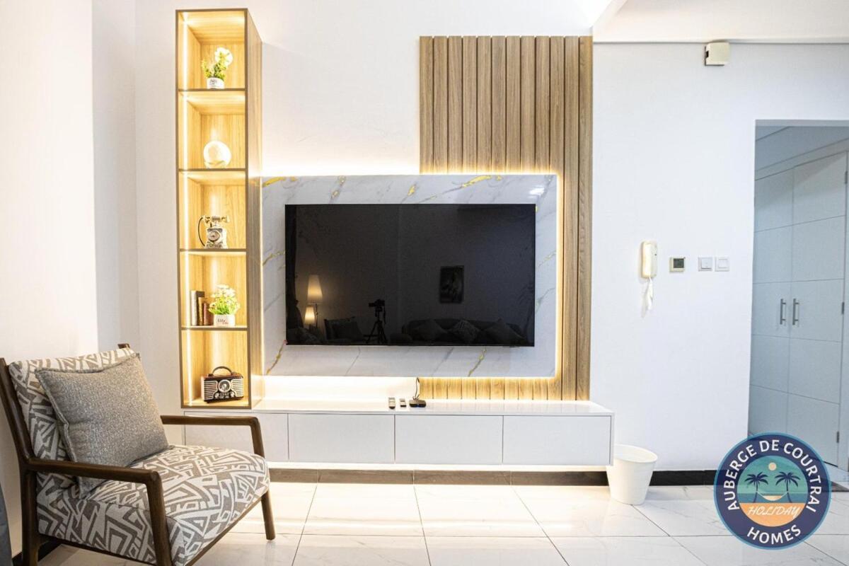 Appartement 2br Duplex Stunning Views,near Circle Mall & Park Dubaï