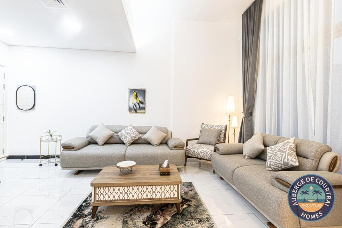 2br Duplex Stunning Views,near Circle Mall & Park Appartement Dubaï