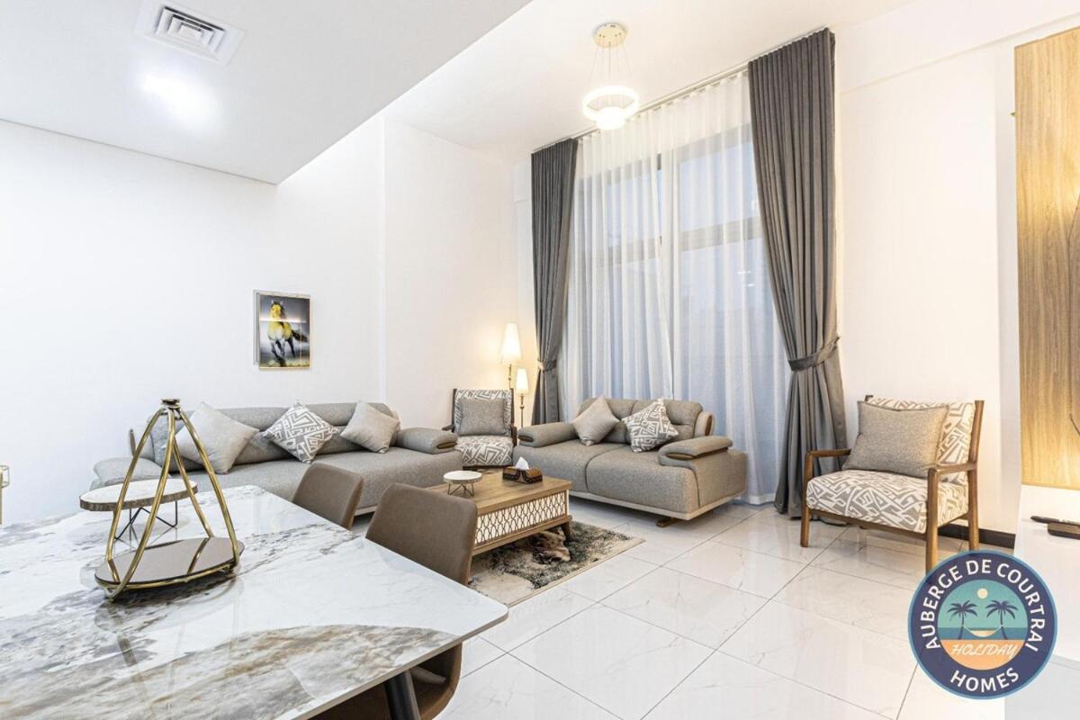2br Duplex Stunning Views,near Circle Mall & Park Appartement *