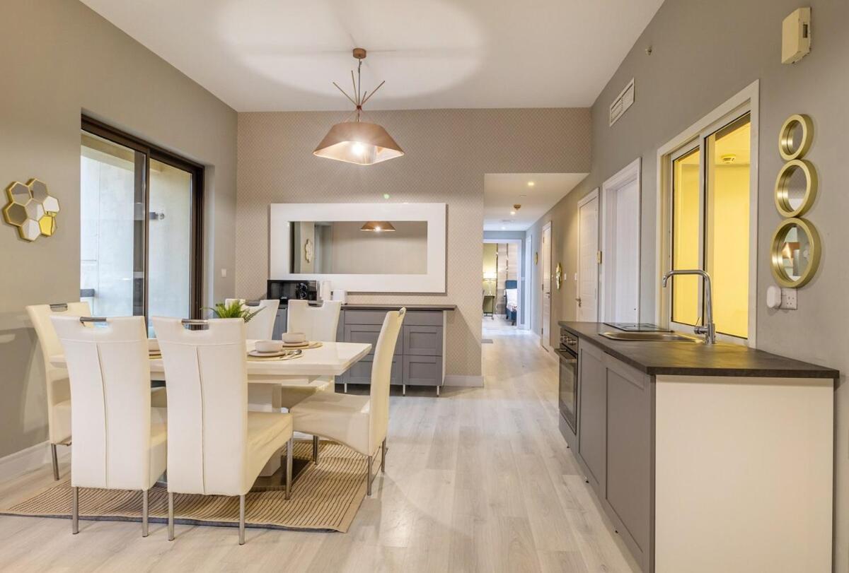 Appartement Luxurious 4br In Jbr 5 Mins Walk To & Tram Dubaï