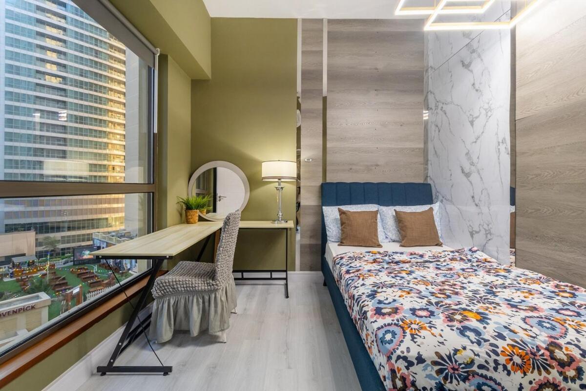 Luxurious 4br In Jbr 5 Mins Walk To & Tram Appartement