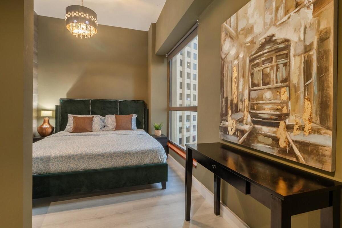 Luxurious 4br In Jbr 5 Mins Walk To & Tram Appartement