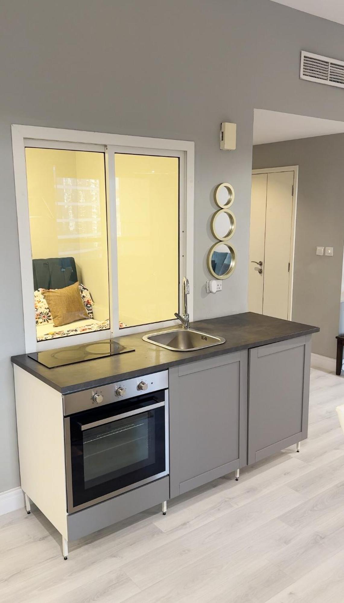 Appartement Luxurious 4br In Jbr 5 Mins Walk To & Tram *