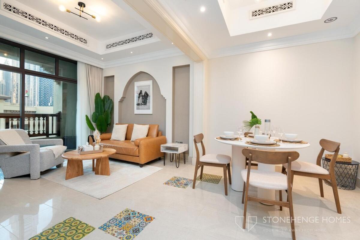 Lejlighed Lux 1 Bedroom Apartment Steps Away From Burj Khalifa & Dubai Mall *