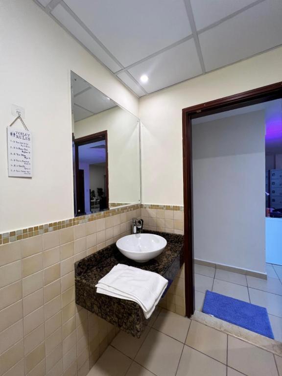 Robin House Mix Jbr * Dubai