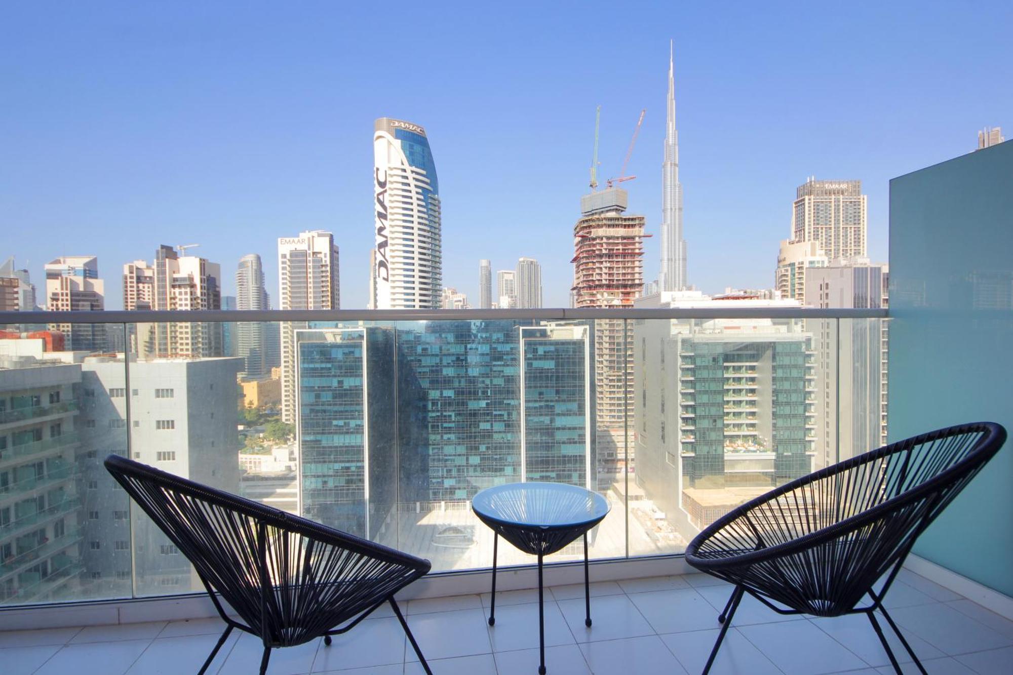 Cozy 1bhk In Damac Vera - Business Bay *