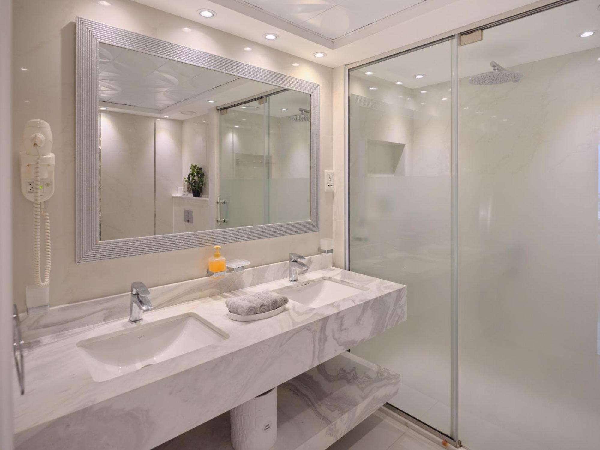 Appartamento Jbr Beachfront Luxe Sea Facing