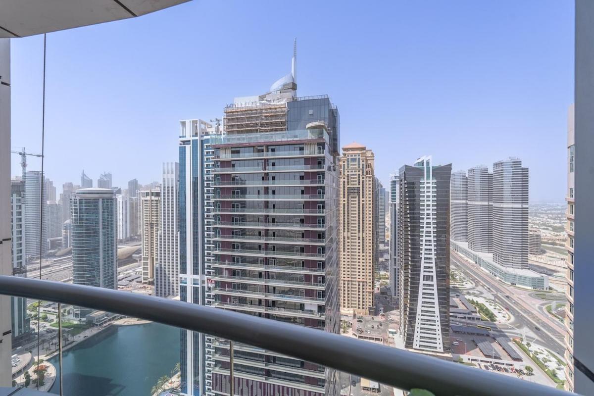 Comfy 1-bedroom Perfect For 4 In Jlt *