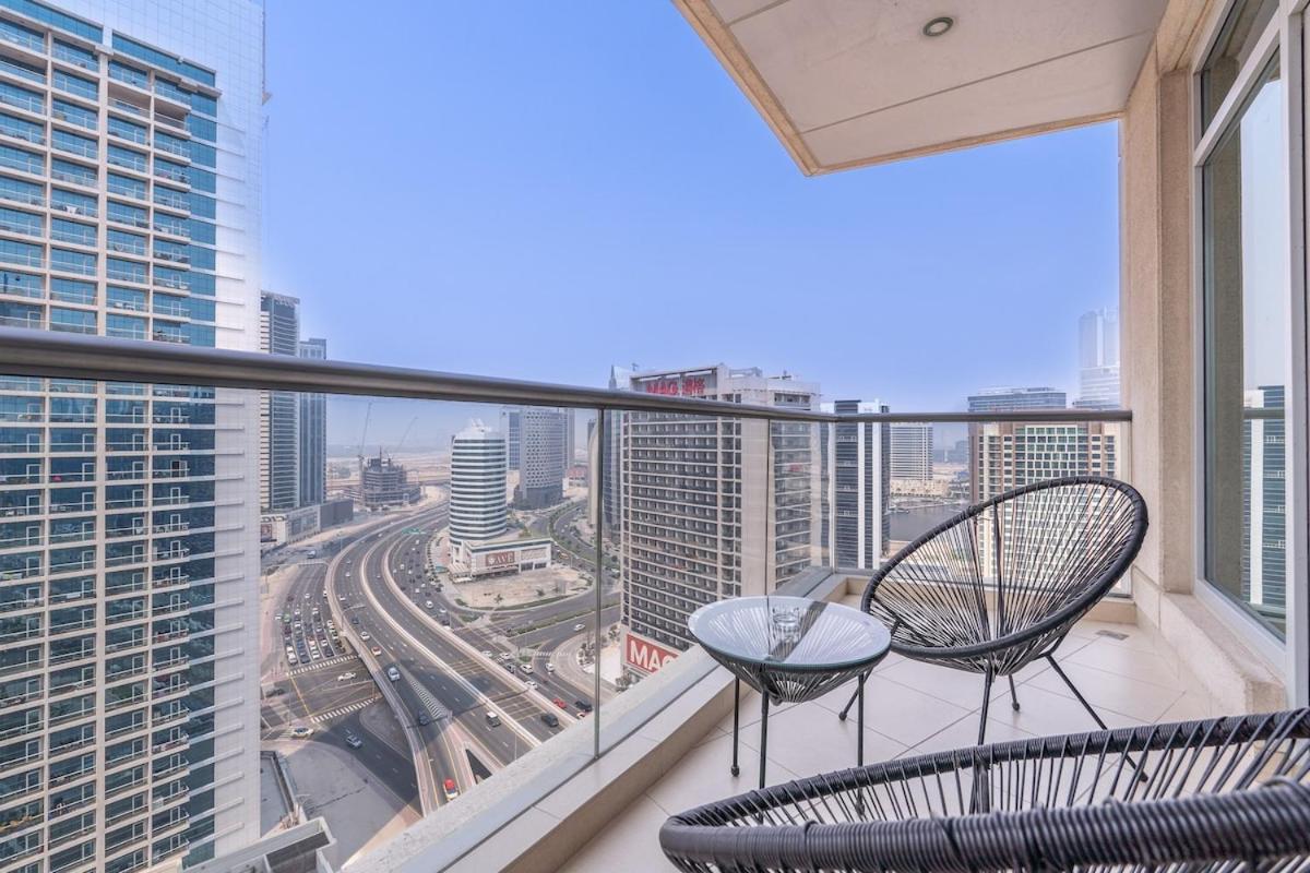 Elegant 2-bedroom With Balcony At Burj Views In Downtown Apartamento *