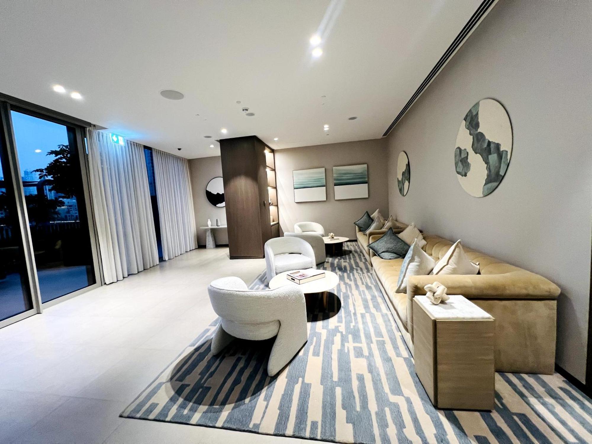 Cozy 2br Burj Khalifa & Fountain Views *