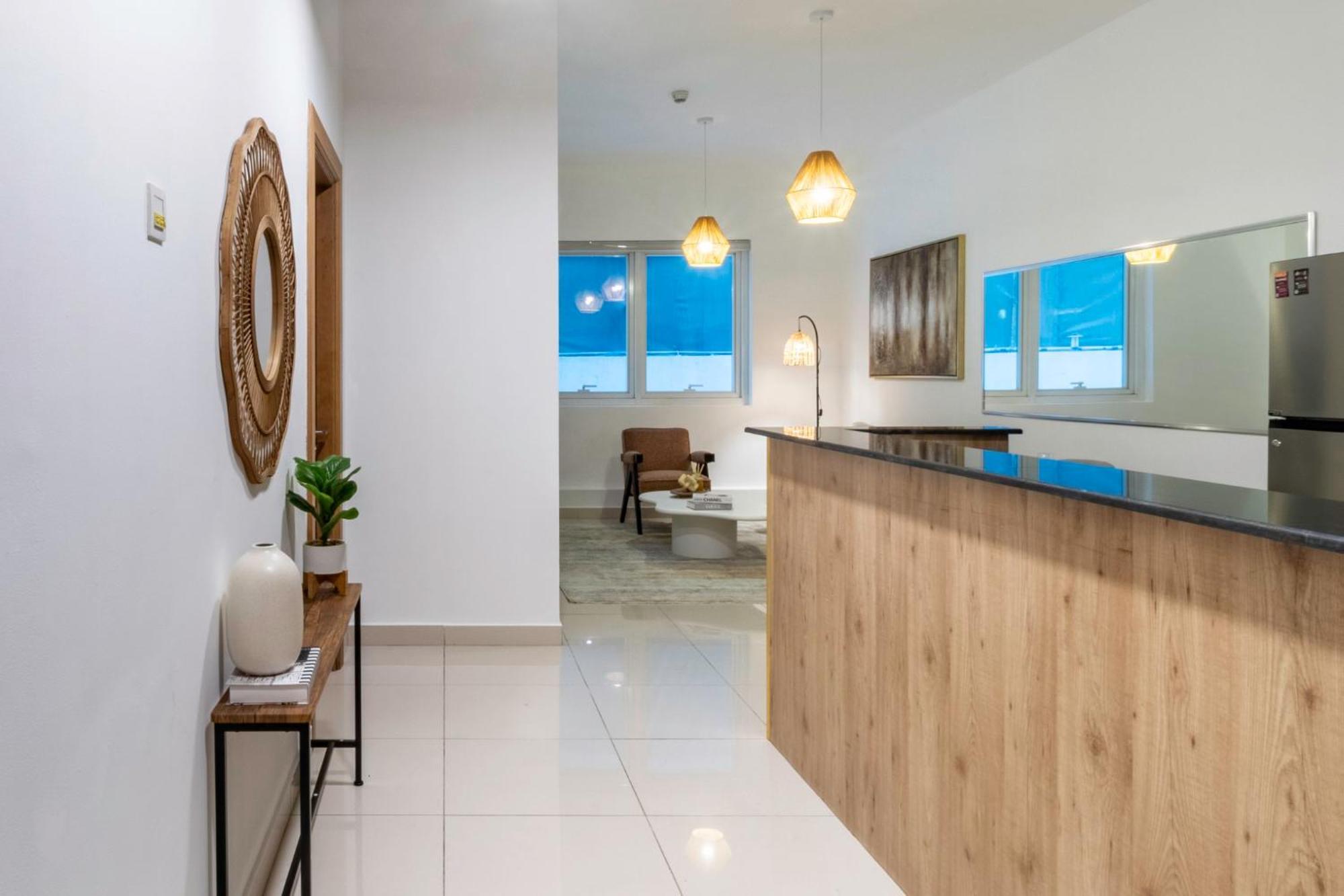Shoresinn - Marina's Classic Dubaï