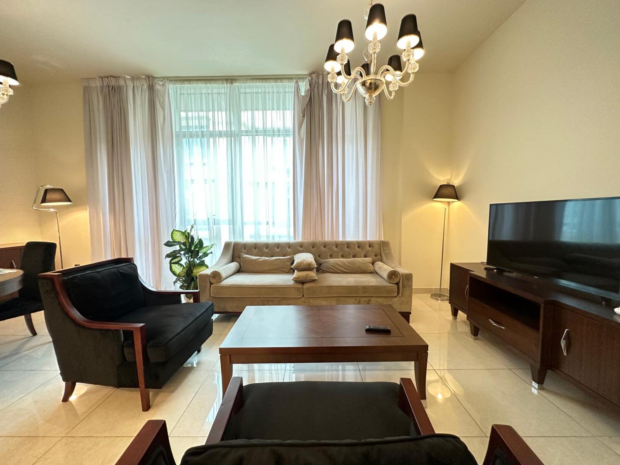 Apartamento Stunning 1-bedroom In The Polo Residence, Meydan Dubai
