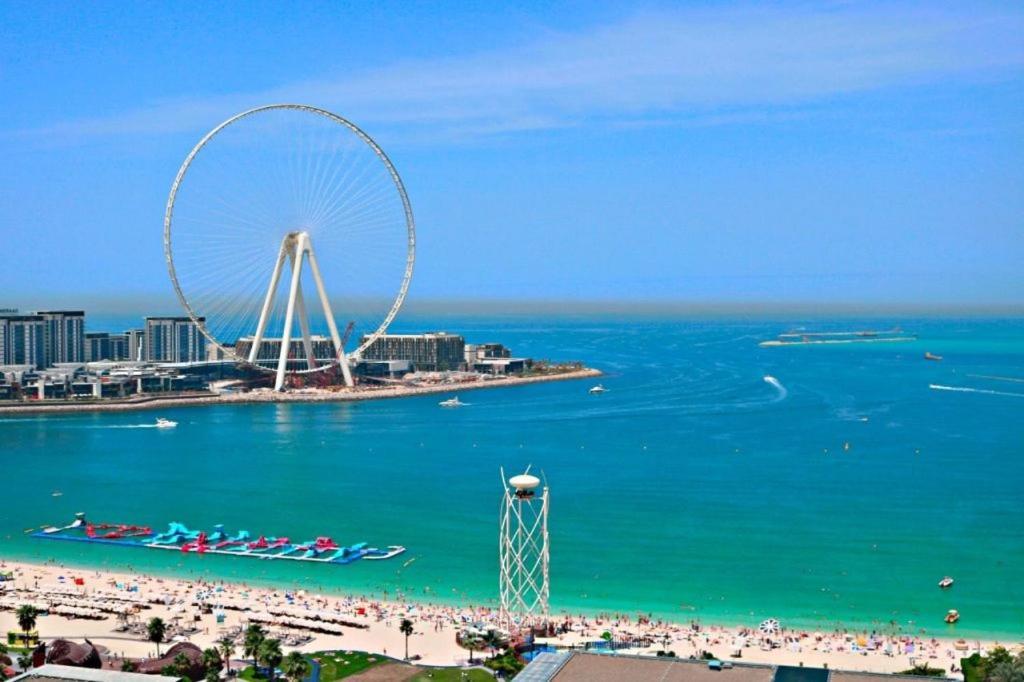 Lägenhet Spacious 4 Bedroom In Jbr, 5-min Walk To The Beach, Marina Views *