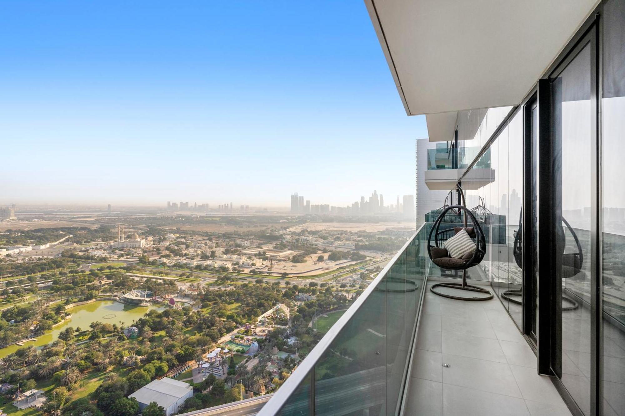 Elegant 3br Study 5 Mins From Frame Dubai