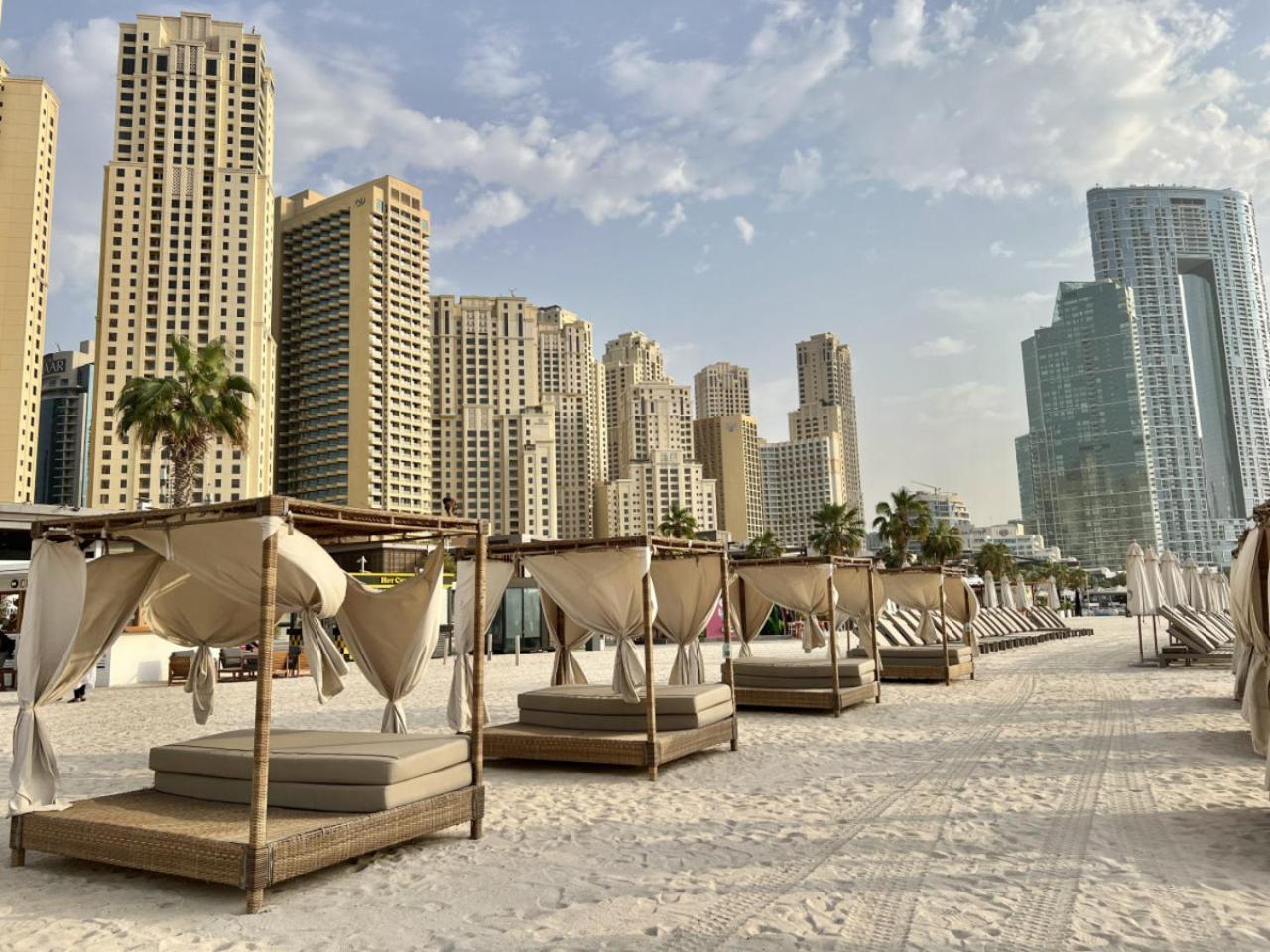 Lejlighed Stylish 1 Bedroom Canal View, Near And Metro Station Dubai