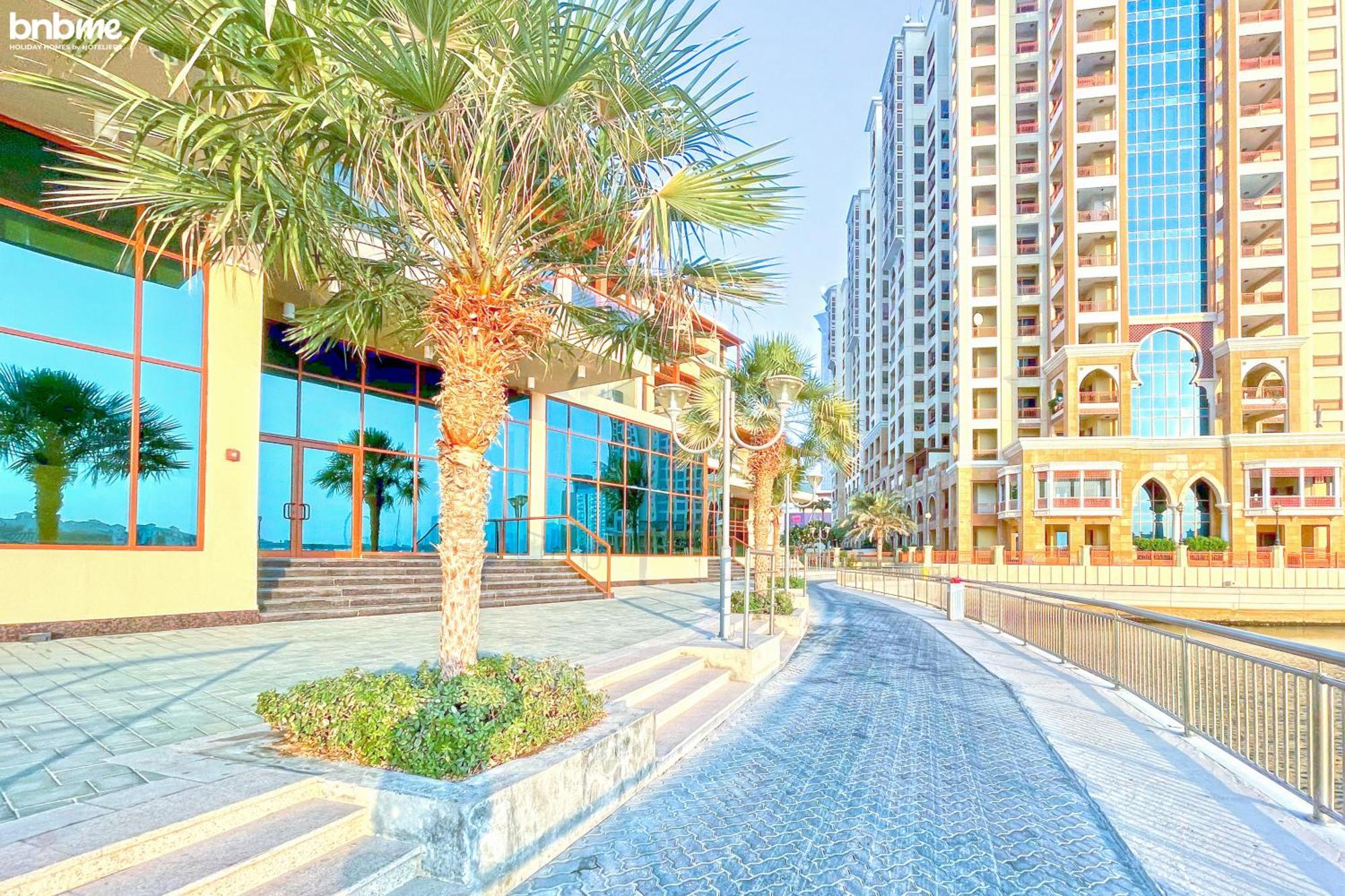 Bnbmehomes - Palm Views Lägenhet
