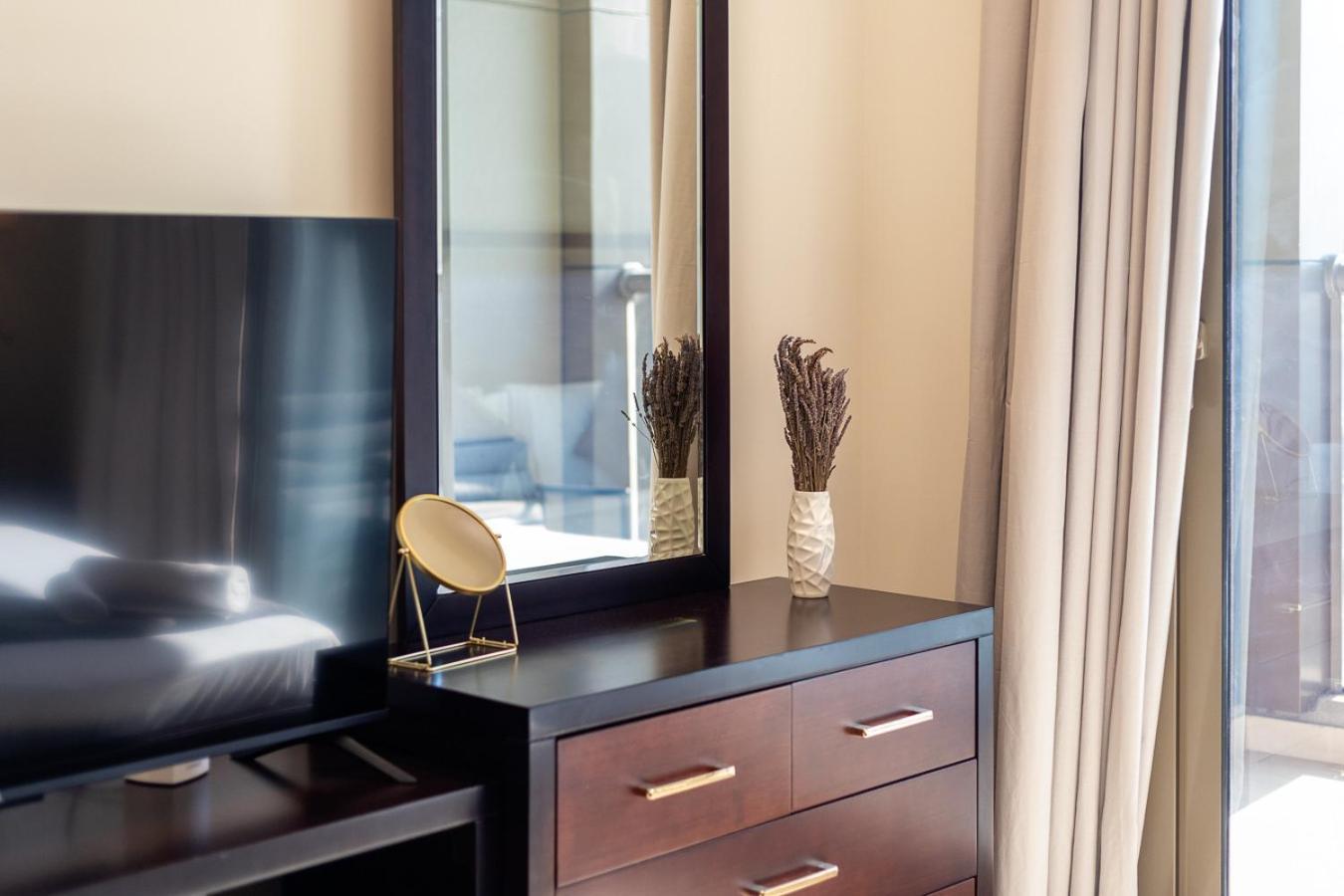 Serene In Elite Downtown - Allsopp & Allsopp * Dubai