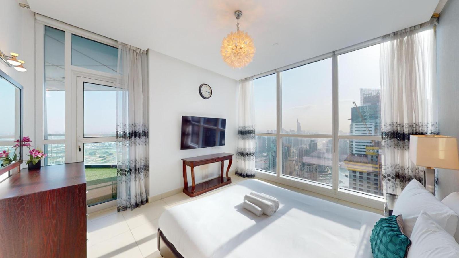 Appartement 23 Marina - Spacious Three Bed For Family Retreat *