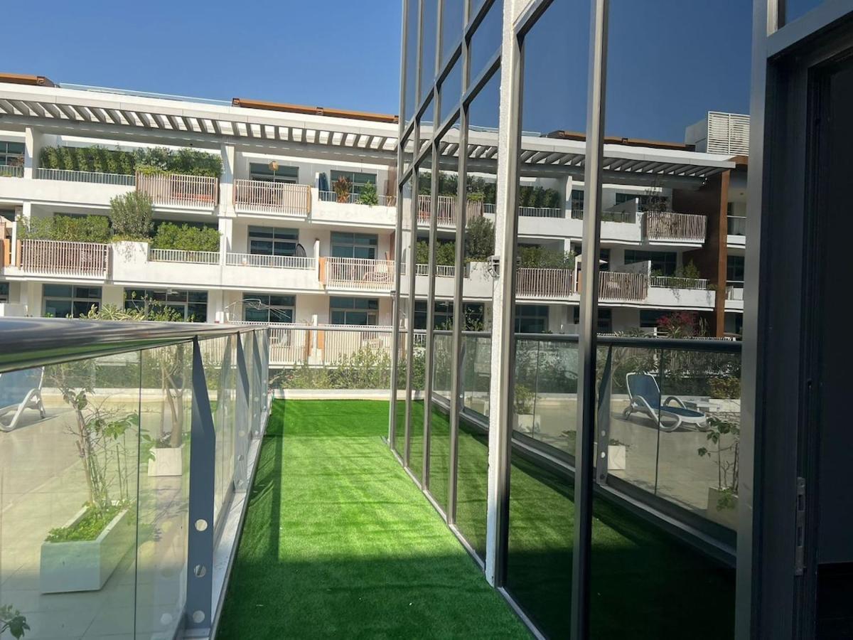 Jumeirah Village Circle Jvc One Bedroom Luxurious Apartamento Dubái