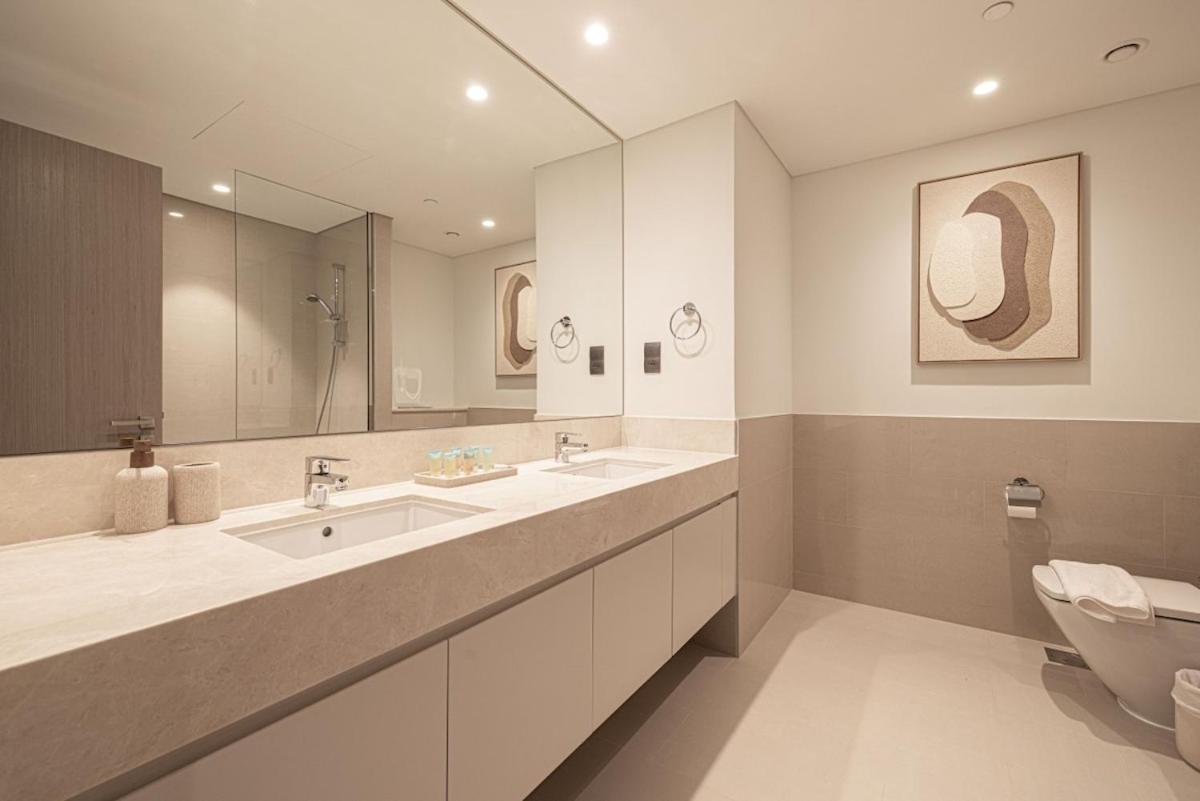 Prime 2br With Burj Khalifa And Fountain Views - Next To Opera And Near Mall *