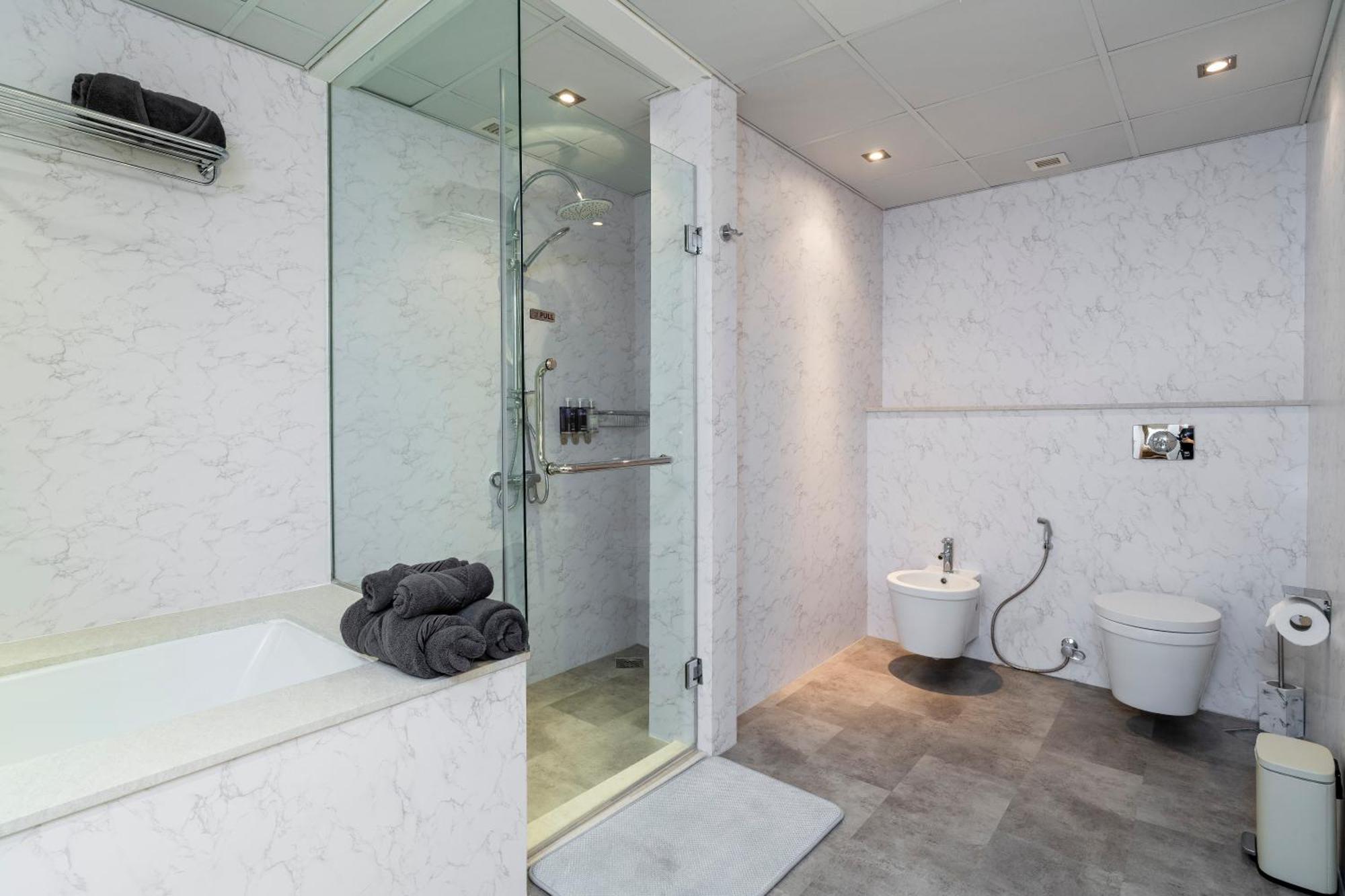 Apartment Cozy, Full Sea View, Private Beach, In 5 Stars At The Palm Dubai